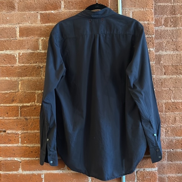 Like new - Xirena Beau Shirt in Black - Picture 4 of 6